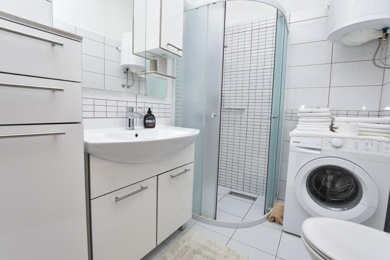 Primošten Apartment Milka المظهر الخارجي الصورة